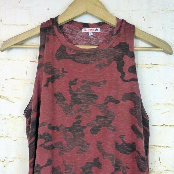 Sundry Tank Top Women 1 S Red Camo Print Racerback Slub Cotton Raw Hem USA Rock - Picture 5 of 12